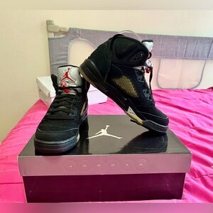 AIR JORDAN 5 RETRO (GS)